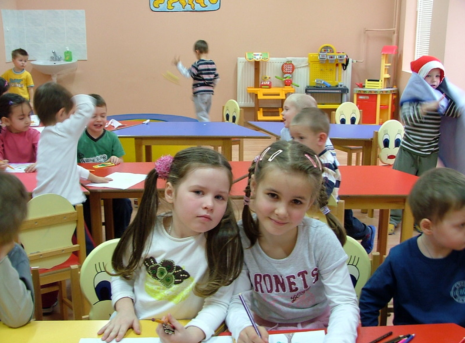 prague-meridian-international-school-resize_meridian-international-school-young-students.png